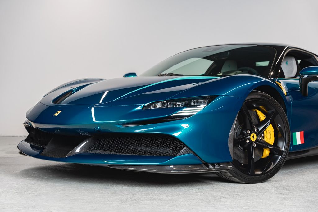 Ferrari SF90
