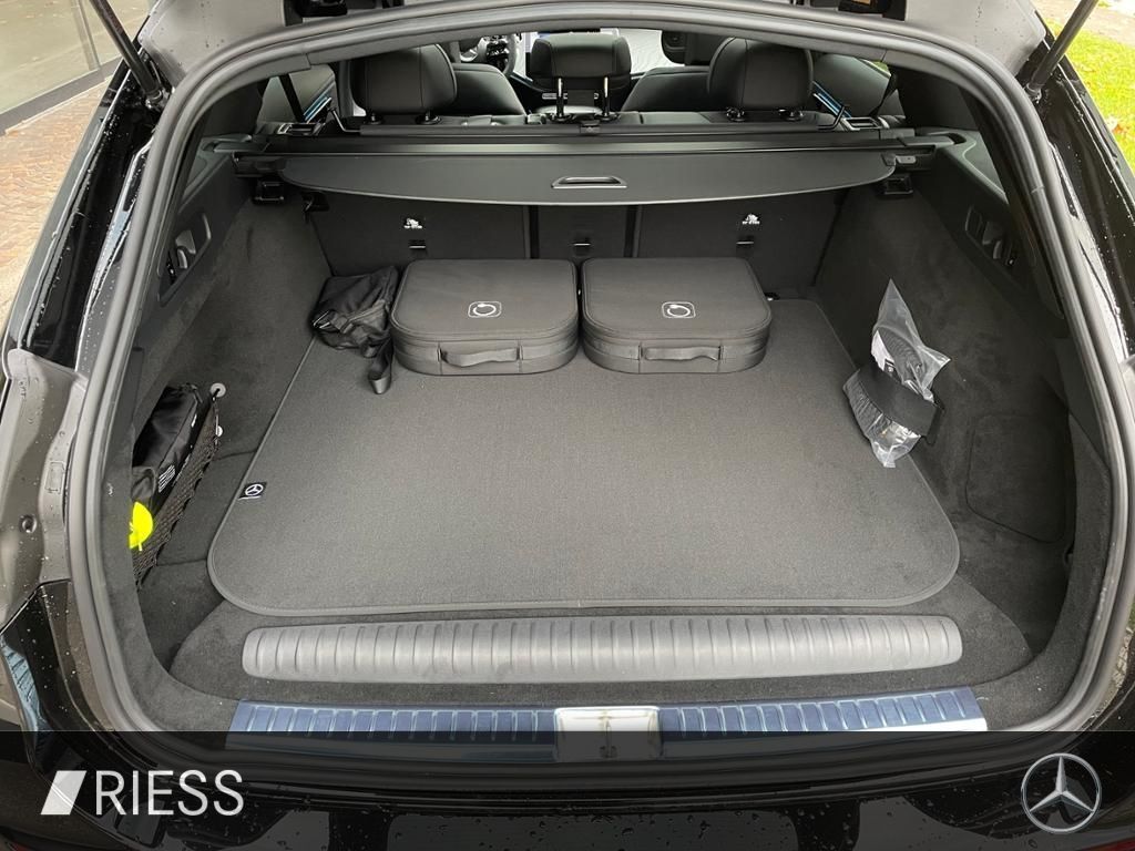 Mercedes-Benz E 300 2025