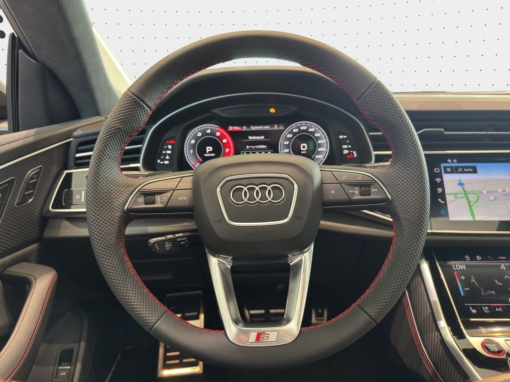 Audi SQ8 2025