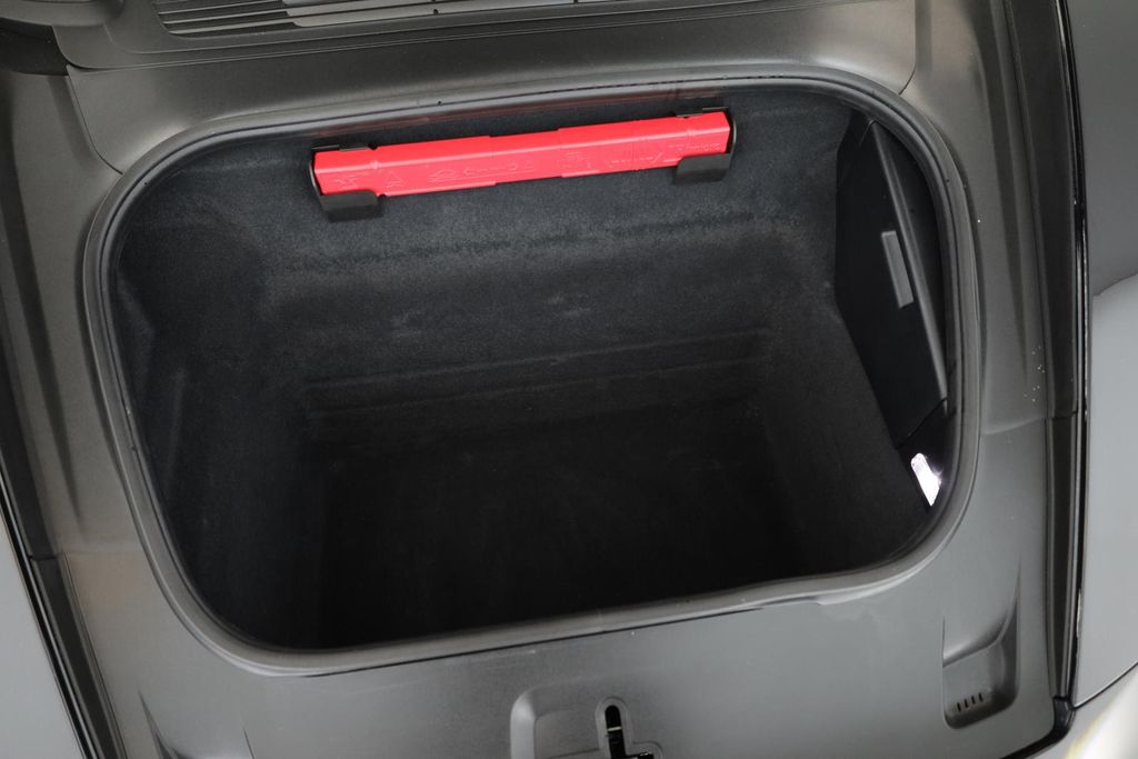 Porsche 992 2024