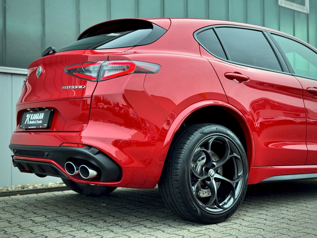 Alfa Romeo Stelvio 2024