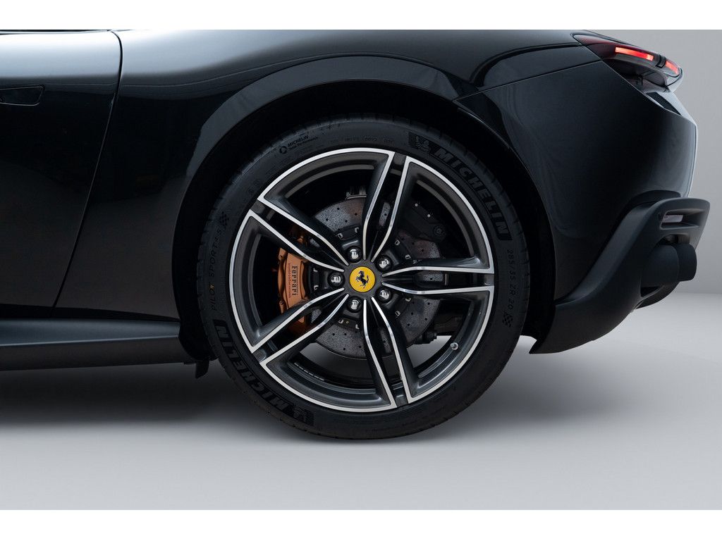 Ferrari Roma 2025