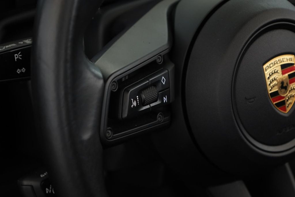 Porsche 992 2024
