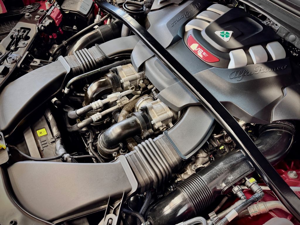 Alfa Romeo Stelvio 2024