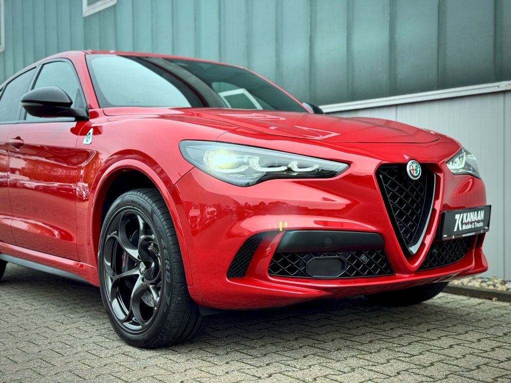 Alfa Romeo Stelvio 2024