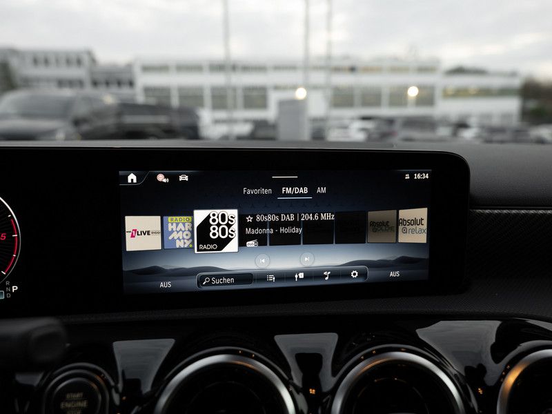 Mercedes-Benz A 180 2024