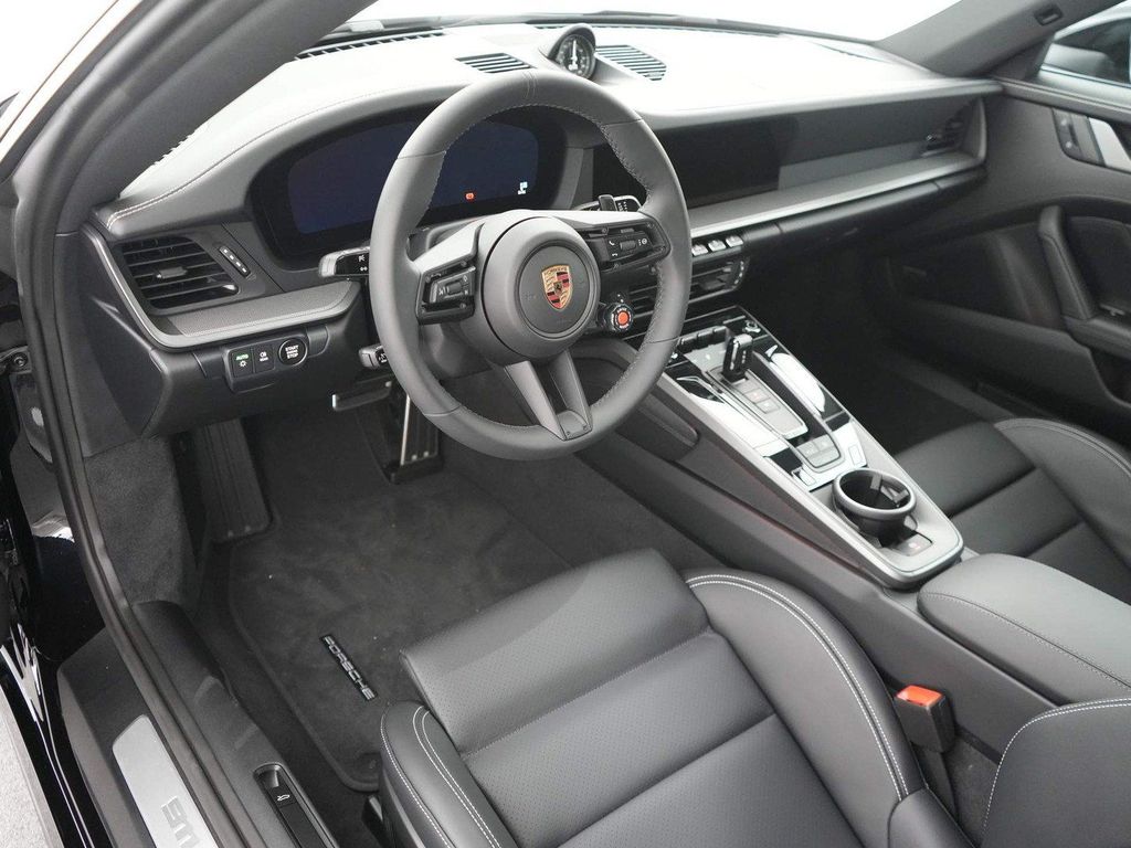 Porsche 992 2025
