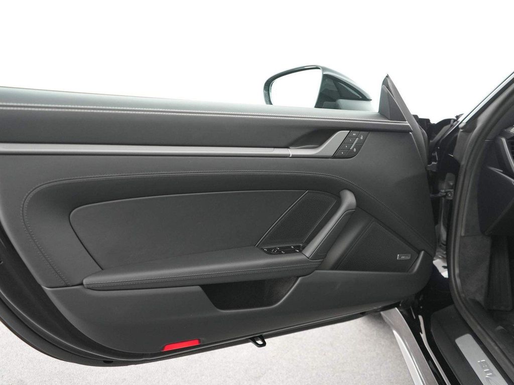 Porsche 992 2025