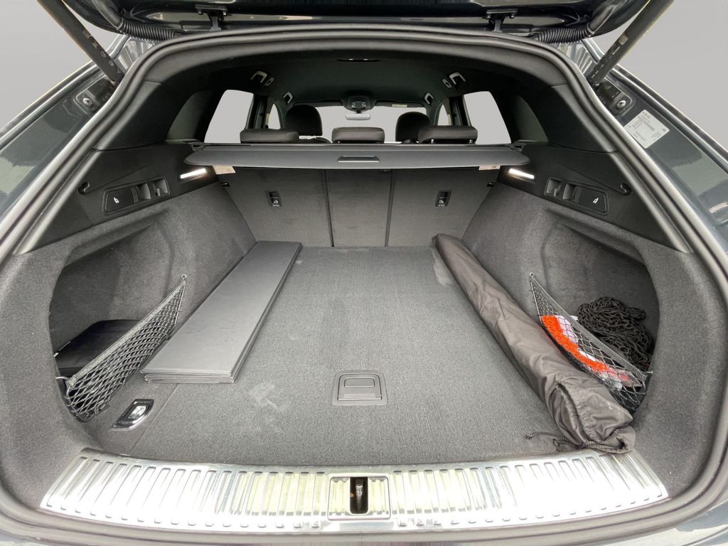Audi e-tron 2022