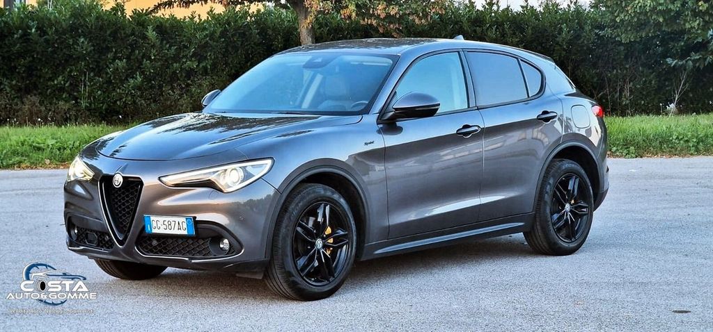 Alfa Romeo Stelvio 2021