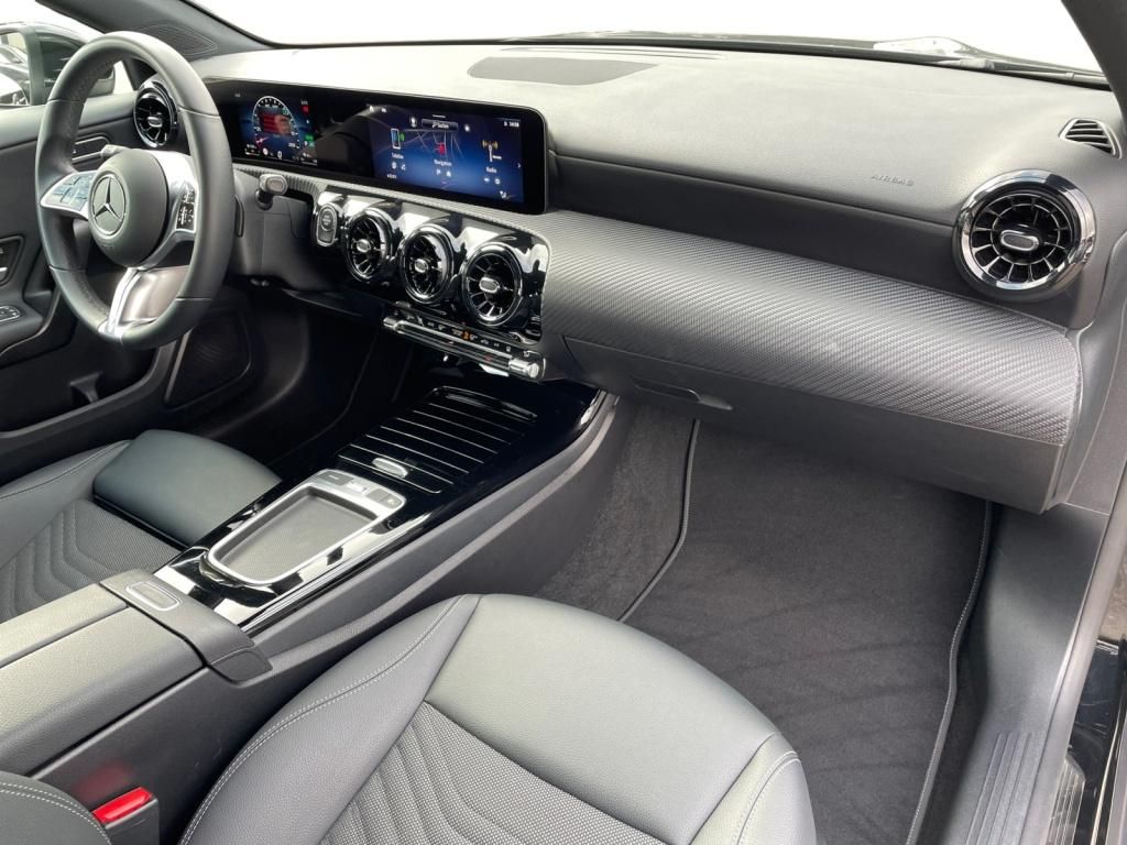 Mercedes-Benz A 250 2023