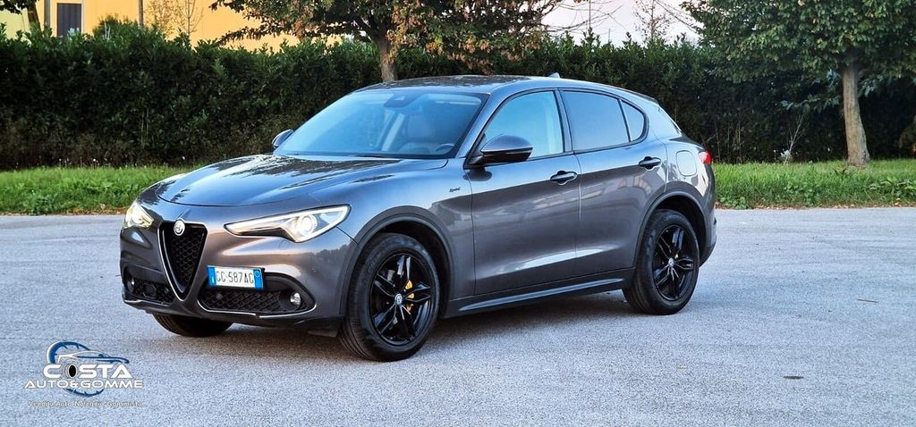 Alfa Romeo Stelvio 2021