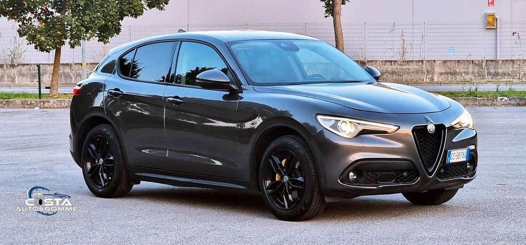 Alfa Romeo Stelvio 2021
