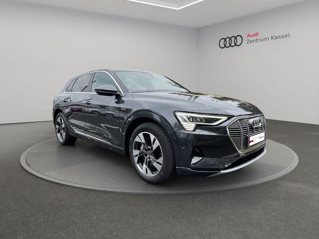 Audi e-tron 2022