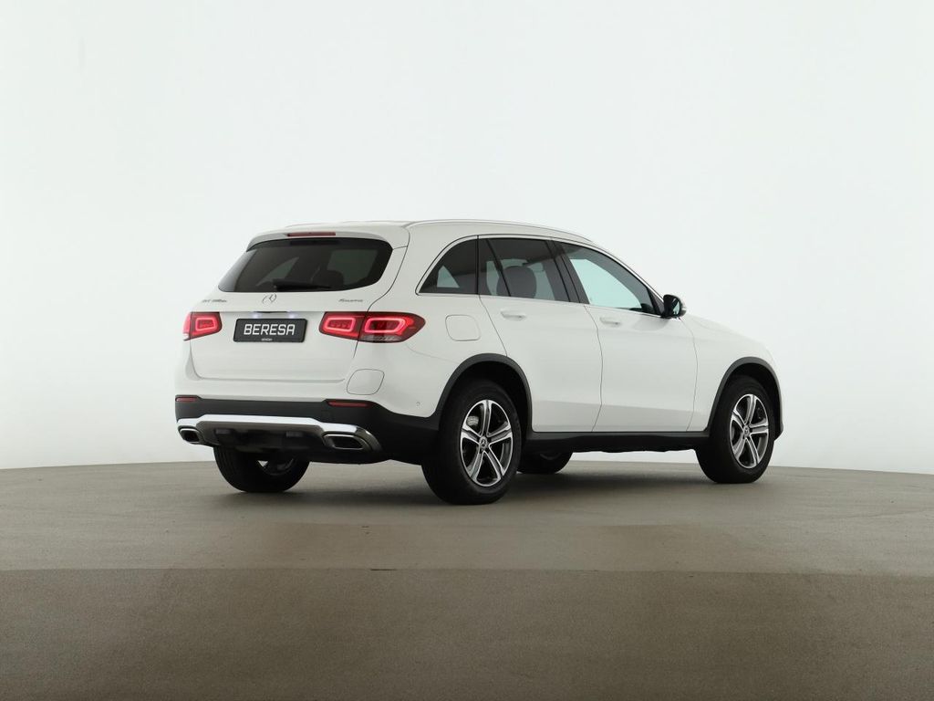 Mercedes-Benz GLC 300 2021