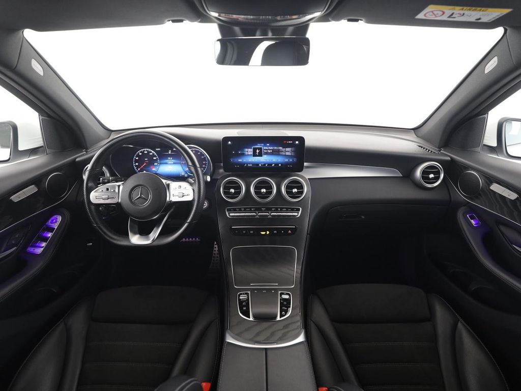 Mercedes-Benz GLC 300 2021