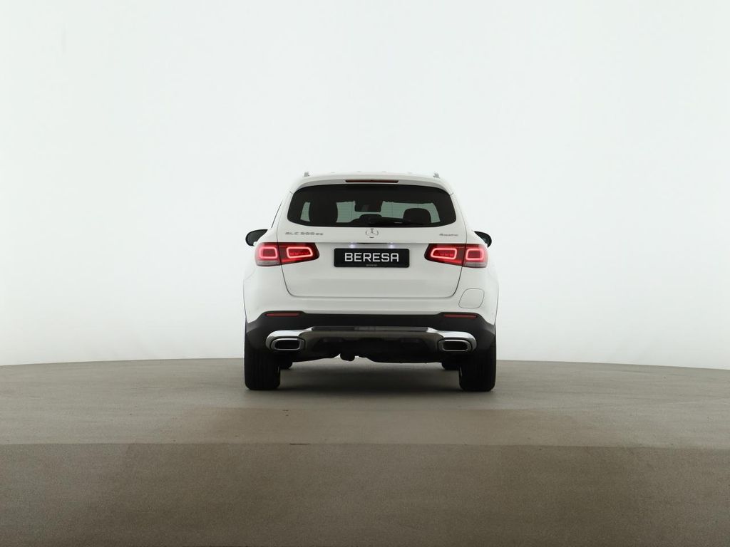 Mercedes-Benz GLC 300 2021