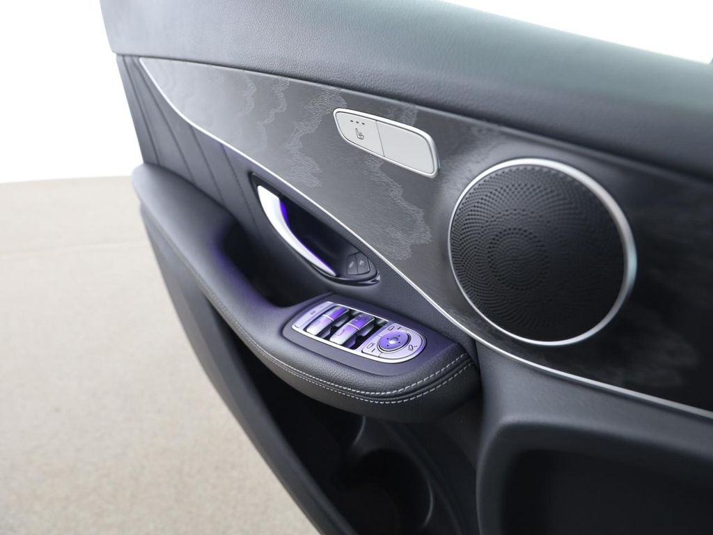 Mercedes-Benz GLC 300 2021