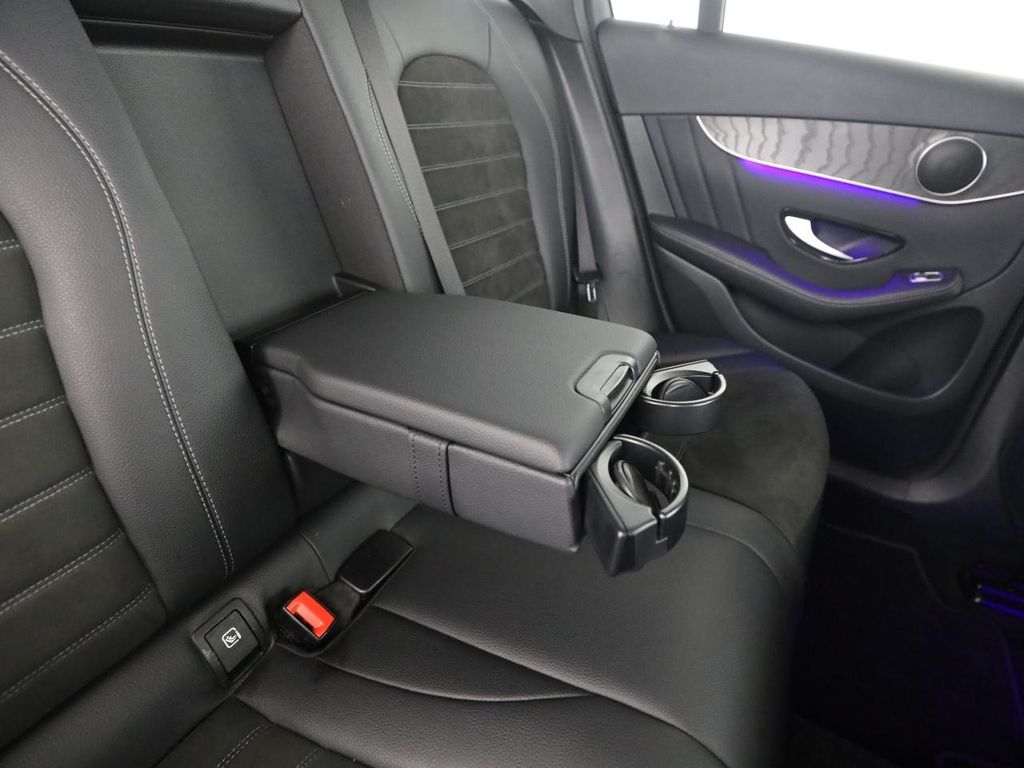 Mercedes-Benz GLC 300 2021