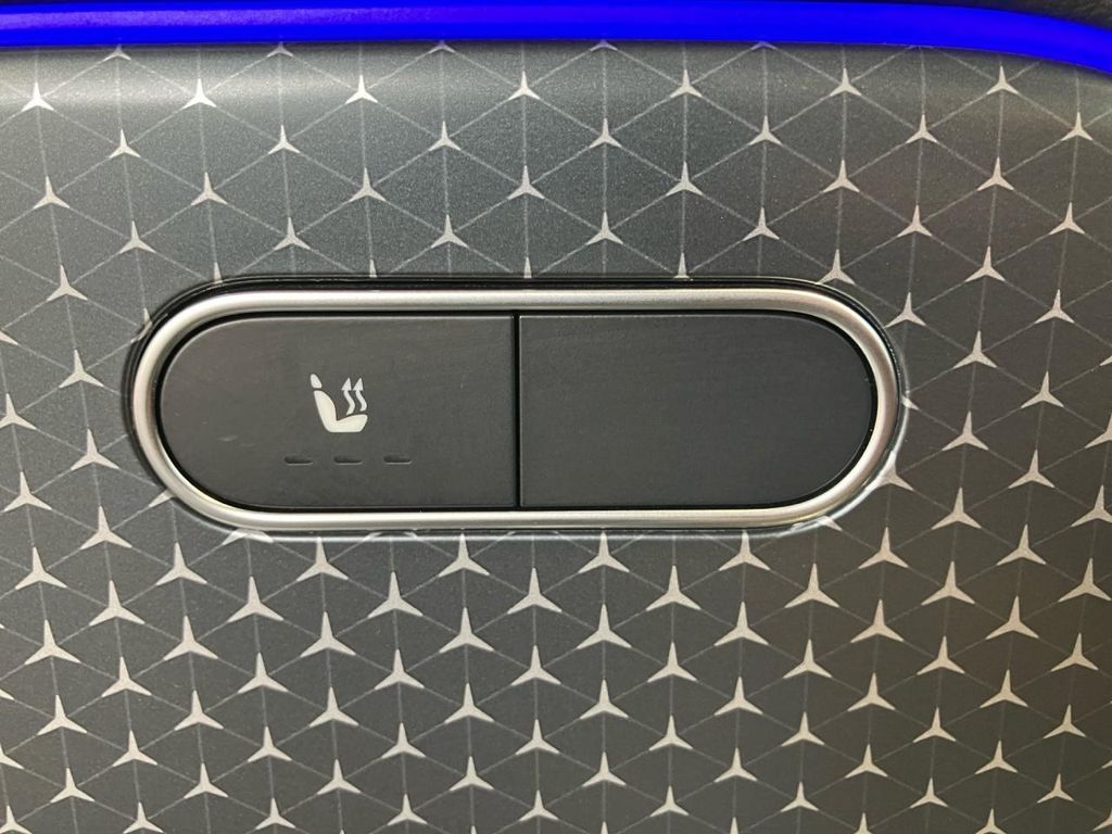 Mercedes-Benz EQB 2024