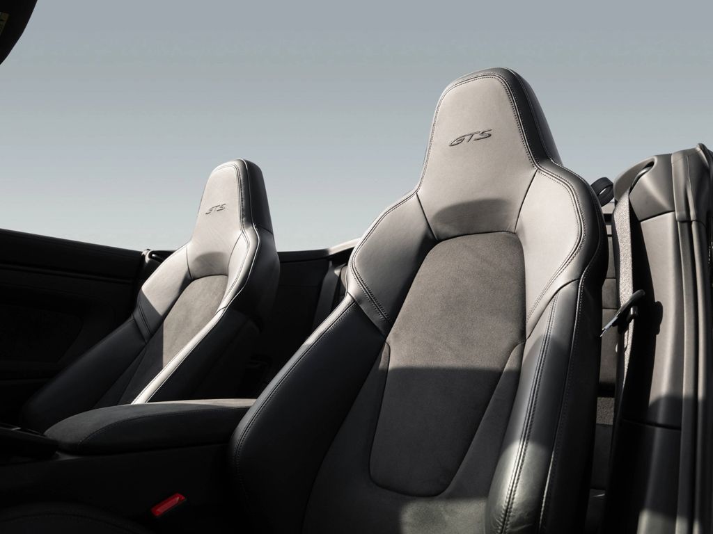 Porsche 992 2024