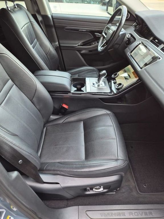 Land Rover Range Rover Evoque 2021