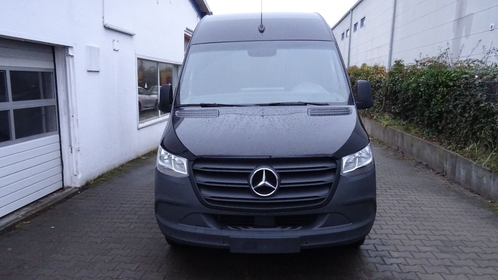Mercedes-Benz Sprinter 2023