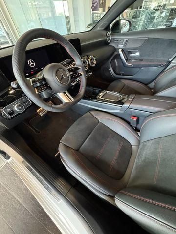 Mercedes-Benz A 200 2025