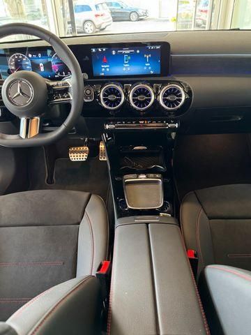 Mercedes-Benz A 200 2025