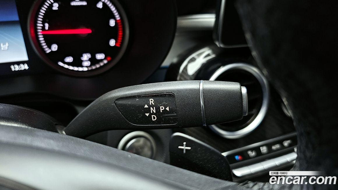 Mercedes-Benz GLC-Class 2018