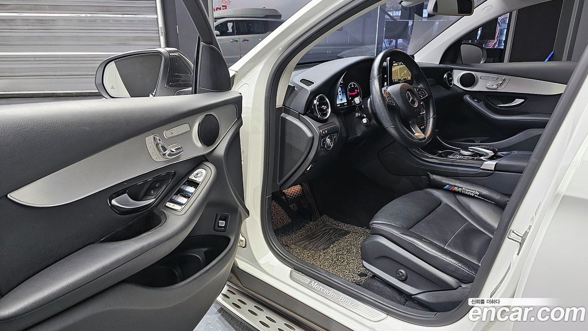 Mercedes-Benz GLC-Class 2018