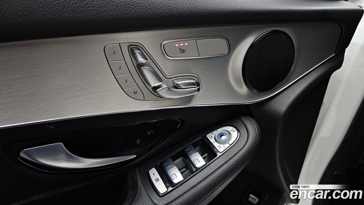 Mercedes-Benz GLC-Class 2018