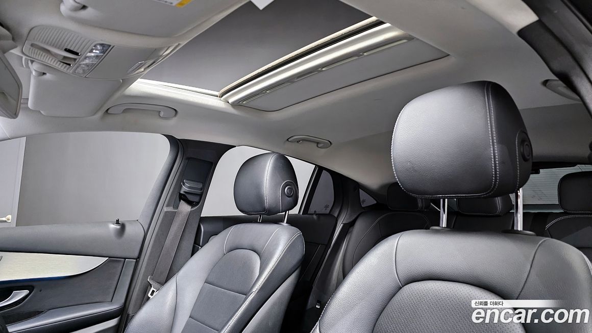 Mercedes-Benz GLC-Class 2018