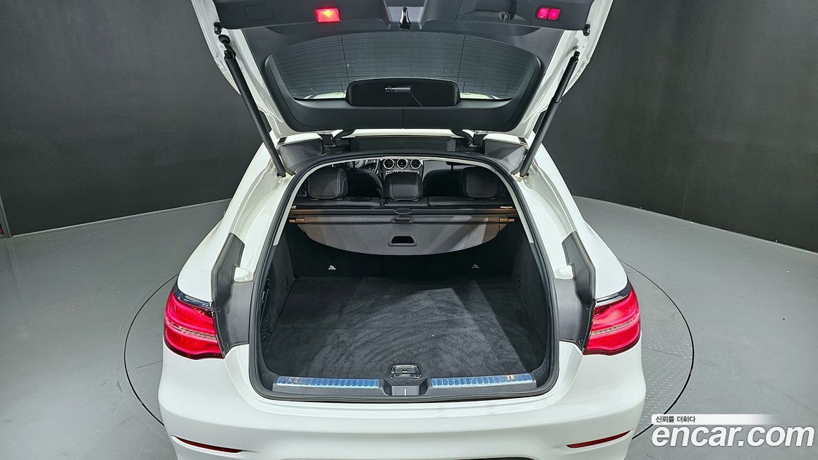 Mercedes-Benz GLC-Class 2018