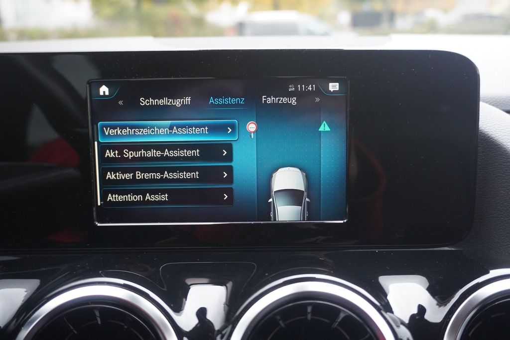 Mercedes-Benz B 200 2020