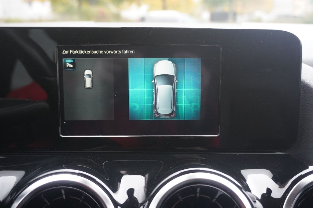 Mercedes-Benz B 200 2020