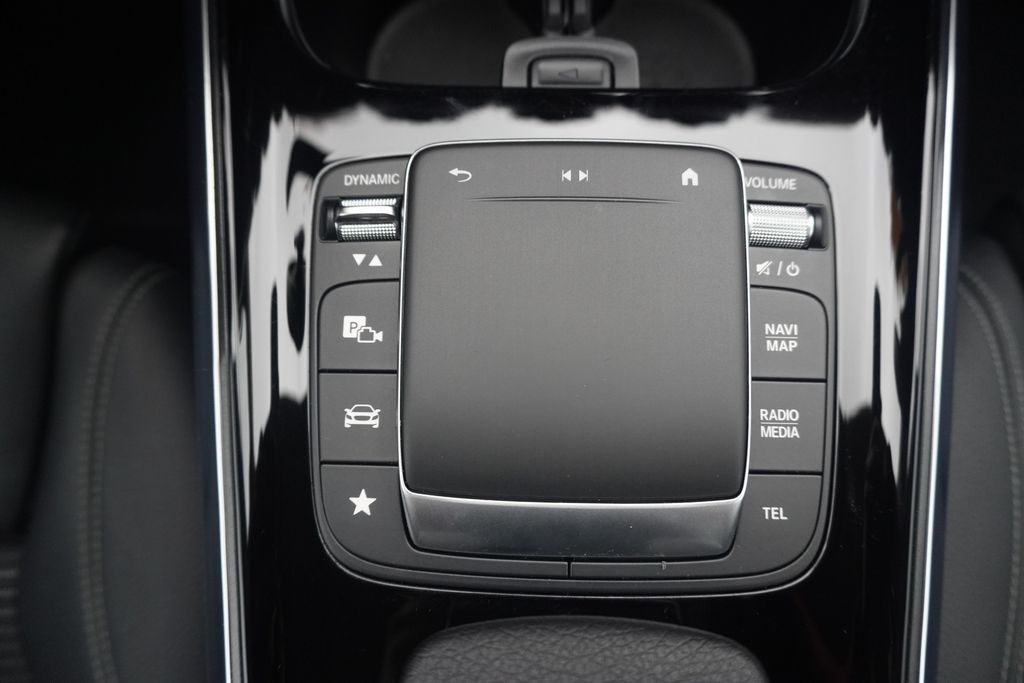 Mercedes-Benz B 200 2020