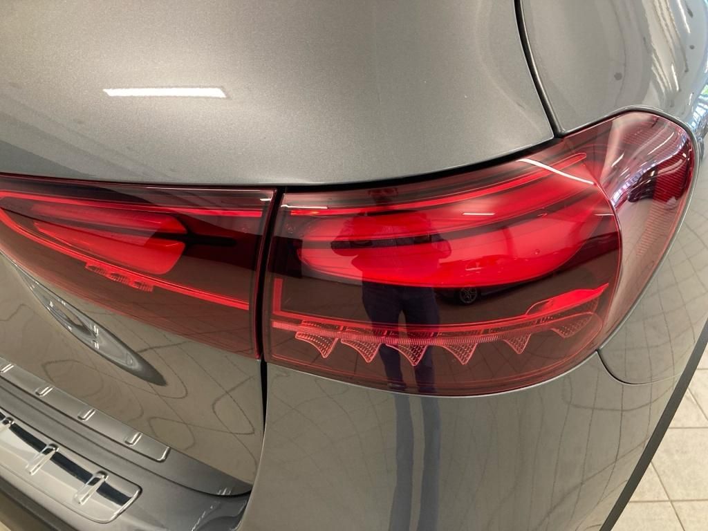 Mercedes-Benz GLA 180 2025