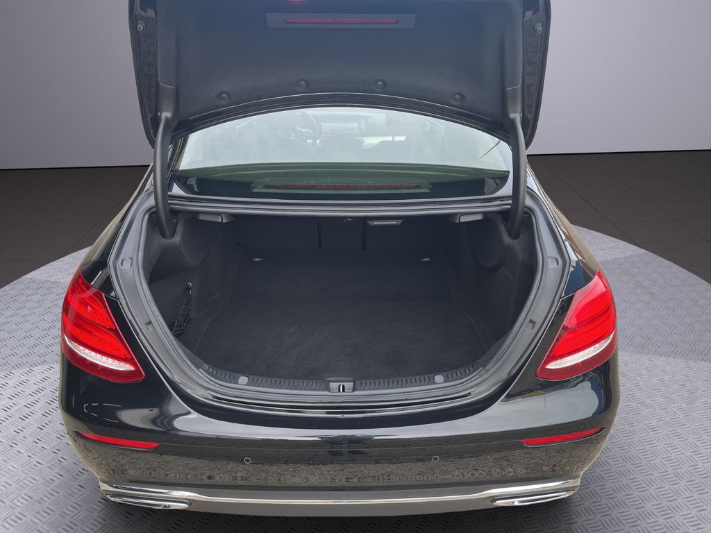 Mercedes-Benz E 220 2019