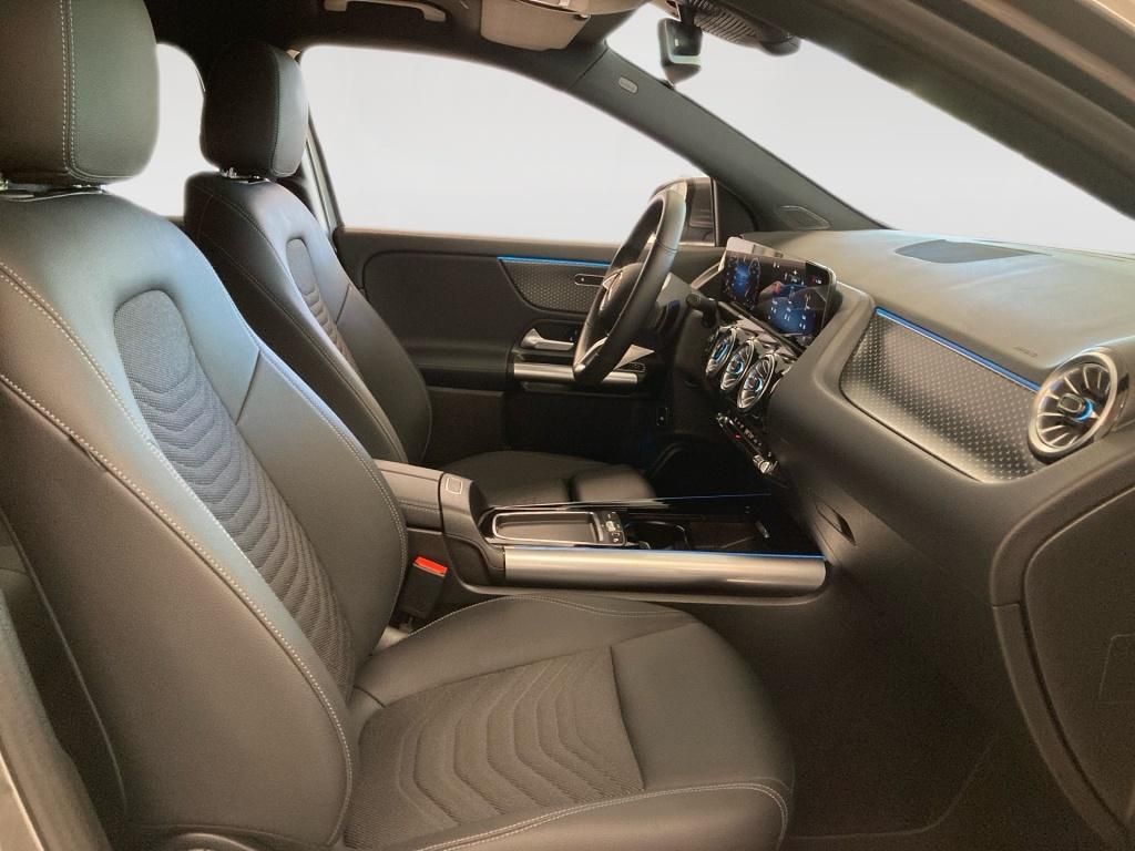 Mercedes-Benz GLA 180 2025