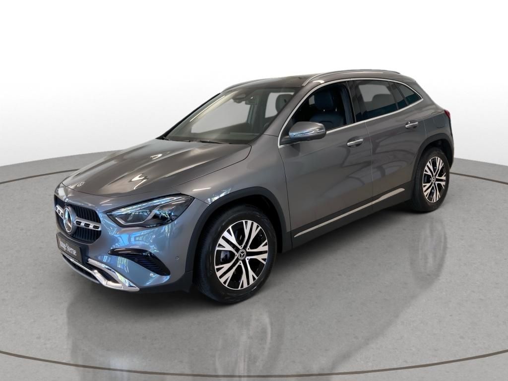 Mercedes-Benz GLA 180 2025