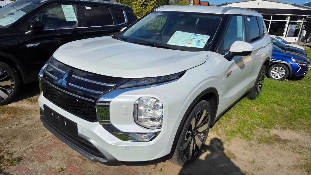 Mitsubishi Outlander 2025