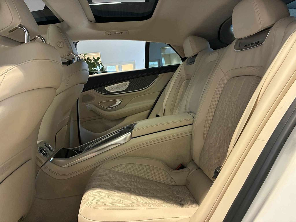 Mercedes-Benz AMG GT 2022