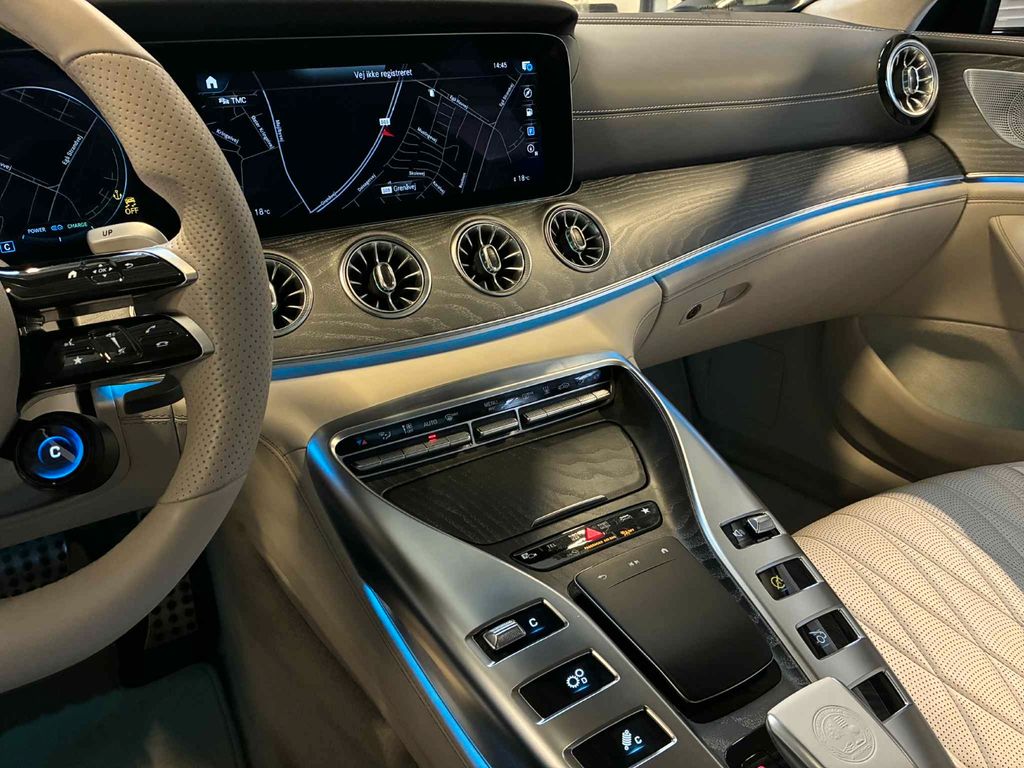 Mercedes-Benz AMG GT 2022