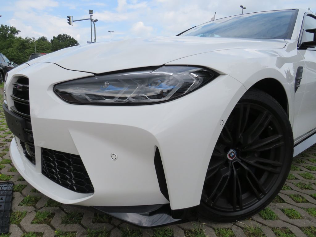 BMW M4 2023