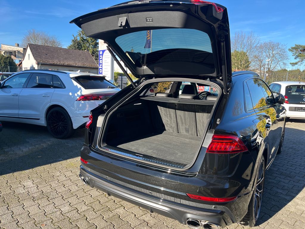 Audi SQ8 2023
