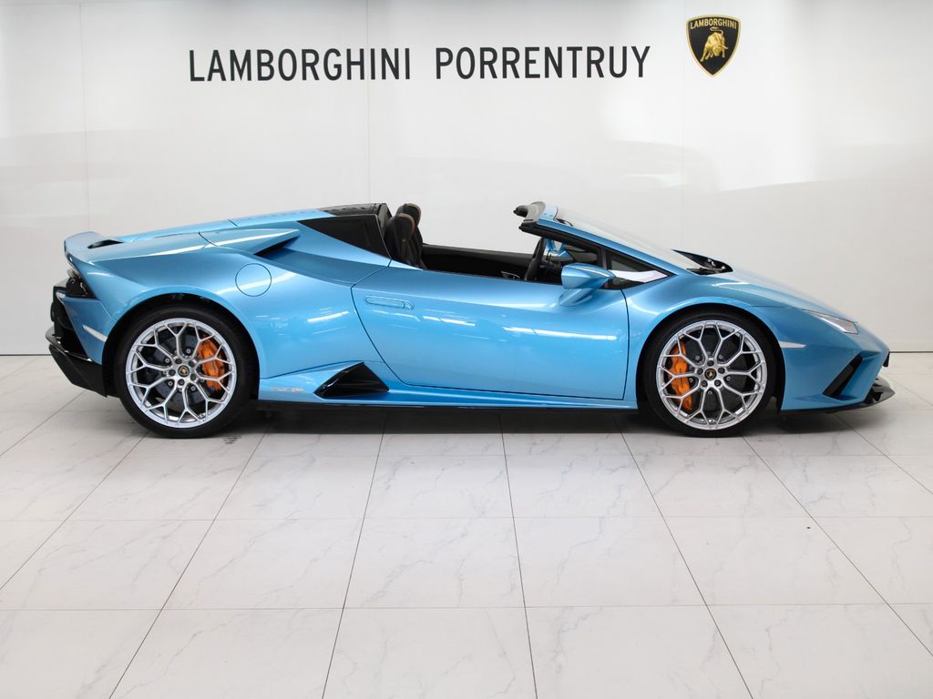Lamborghini Huracán 2022