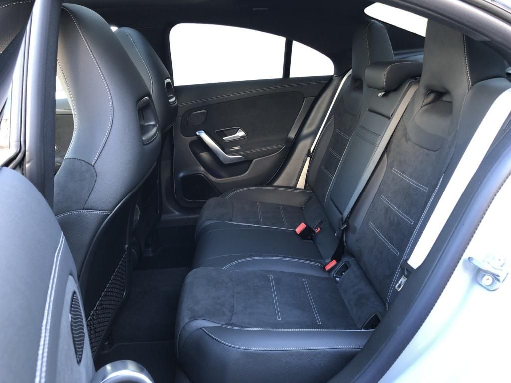 Mercedes-Benz CLA 200 2025