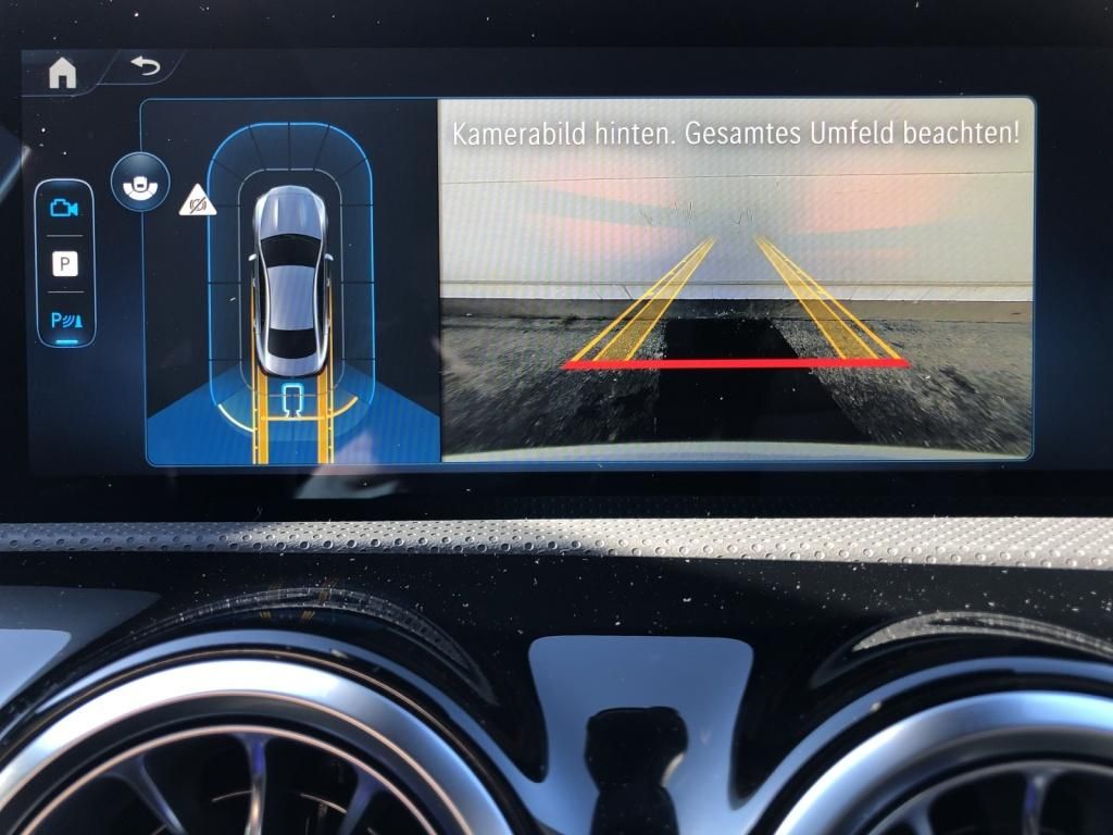 Mercedes-Benz CLA 200 2025