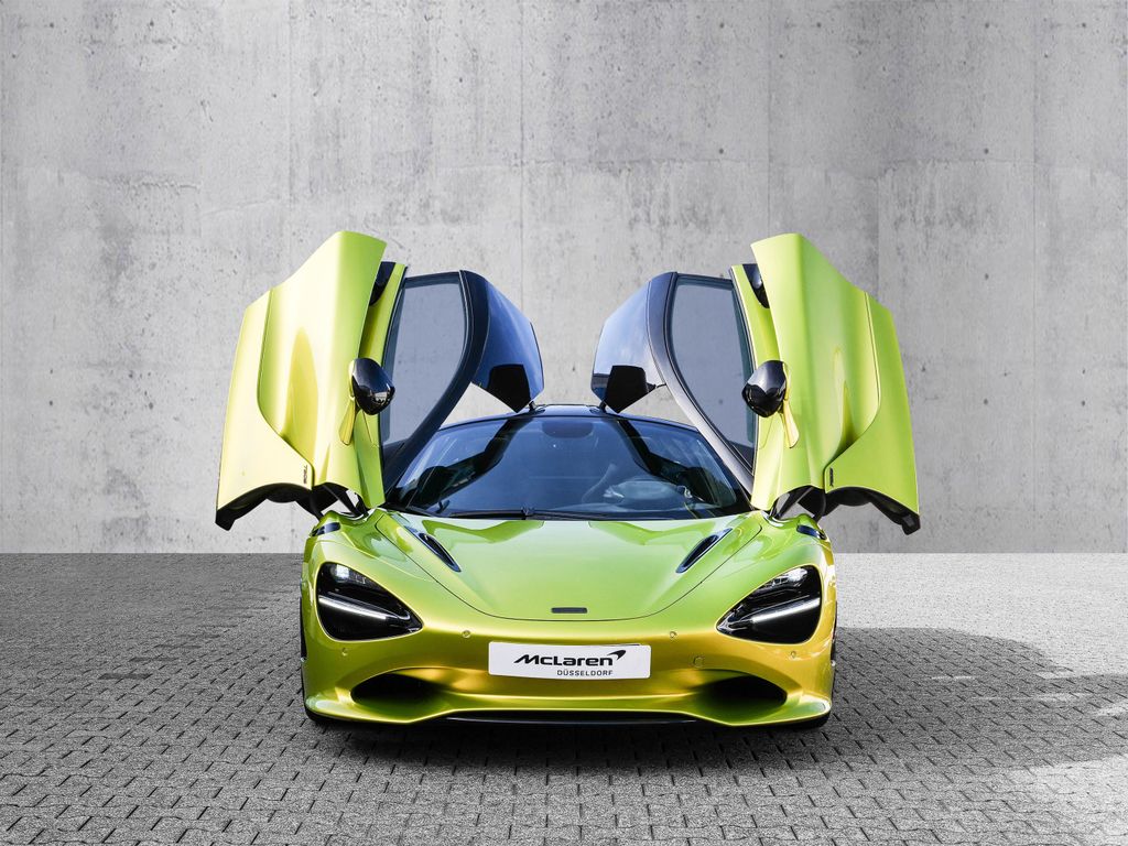 McLaren 750S 2025
